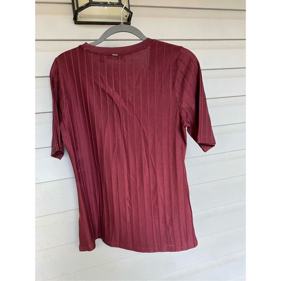 Hugo Boss Maroon Burgundy Ribbed Short Sleeve Scoop Neck Blouse, Size Medium - Picture 6 of 9